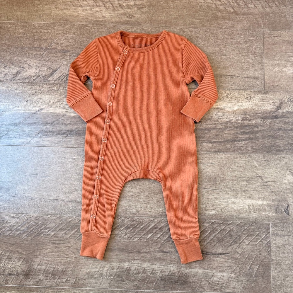 6-12m Fin + Vince Ribbed Romper
